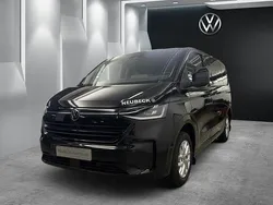 Midnight black metallic Gebraucht 2025 VW Caravelle Van / Kleinbus | 74.732 €
