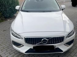 Weiß Gebraucht 2021 Volvo S60 Limousine | 28.999 €