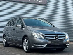 Grau Gebraucht 2012 Mercedes B180 Van / Kleinbus | 10.990 € (Etwas zu teuer)