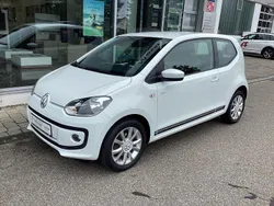 Weiß Gebraucht 2015 VW up! CLUB Kleinwagen | 7.990 € (Teuer)