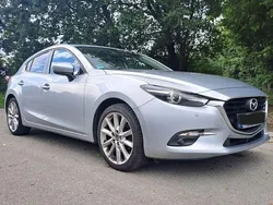 Silber Gebraucht 2018 Mazda 3 Sports-Line Limousine | 14.800 € (Fairer Preis)