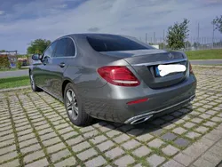 Grau Gebraucht 2018 Mercedes E200 Avantgarde Limousine | 21.500 € (Superpreis)