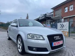 Eissilber metallic Gebraucht 2010 Audi A3 S-Line Limousine | 8.990 € (Etwas zu teuer)