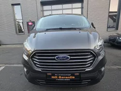 Magnetic Gebraucht 2019 Ford Tourneo Titanium Van / Kleinbus | 32.499 € (Etwas zu teuer)