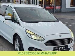 Weiß Gebraucht 2017 Ford S-MAX Titanium Van / Kleinbus | 11.900 € (Fairer Preis)