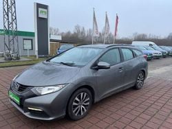 Grau Gebraucht 2015 Honda Civic Comfort Kombi | 3.900 €