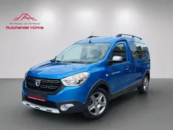 Blau Gebraucht 2020 Dacia Dokker Stepway Van | 16.816 € (Fairer Preis)