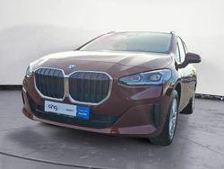 Rot Gebraucht 2022 BMW 218 Active Tourer Luxury Line Van / Kleinbus | 23.990 € (Fairer Preis)