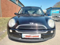 Schwarz Gebraucht 2002 Mini ONE Kleinwagen | 2.199 € (Etwas zu teuer)