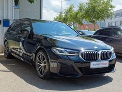 Saphirschwarz Gebraucht 2021 BMW 520 M Sport Kombi | 32.950 € (Guter Preis)