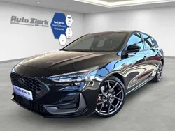 Schwarz Gebraucht 2024 Ford Focus ST Limousine | 35.890 € (Fairer Preis)