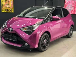 Reddish purple Gebraucht 2019 Toyota Aygo X-cite Kleinwagen | 13.950 € (Fairer Preis)