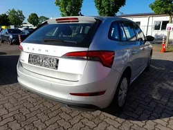 Reflexsilber metallic reflexsilber metallic Gebraucht 2023 Skoda Scala Cool Plus Kleinwagen | 16.942 € (Guter Preis)