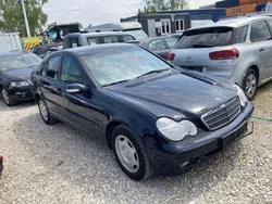 Blau Gebraucht 2001 Mercedes C180 Limousine | 2.350 € (Guter Preis)