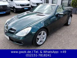 Grün Gebraucht 2007 Mercedes SLK350 Cabrio | 8.950 €