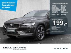 Platinum grey / metallic Gebraucht 2023 Volvo V60 CC Ultimate Kombi | 38.850 € (Fairer Preis)