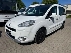 Weiß Gebraucht 2013 Peugeot Partner Tepee Style Van / Kleinbus | 5.990 € (Superpreis)