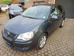 Grau Gebraucht 2008 VW Polo United Limousine | 5.950 € (Teuer)