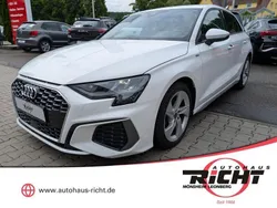 Ibisweiß Gebraucht 2024 Audi A3 S-Line Limousine | 27.480 € (Guter Preis)