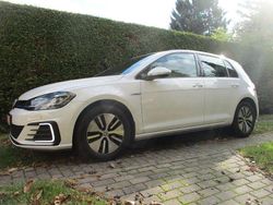 Weiß Gebraucht 2018 VW Golf VII GTE Limousine | 17.199 € (Fairer Preis)