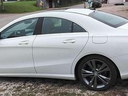 Weiß Gebraucht 2016 Mercedes CLA180 Urban Limousine | 13.700 € (Guter Preis)