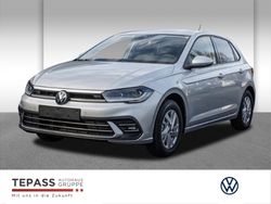 Silber Gebraucht 2022 VW Polo Style Kleinwagen | 25.880 €