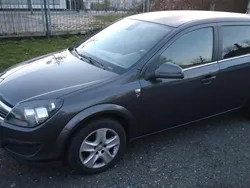 Grau Gebraucht 2010 Opel Astra Edition Kombi | 1.800 € (Superpreis)