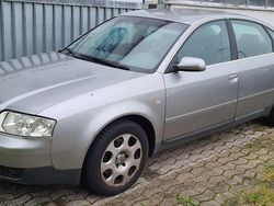 Grau Gebraucht 2002 Audi A6 Limousine | 2.400 € (Etwas zu teuer)
