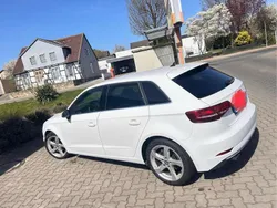 Weiß Gebraucht 2018 Audi A3 Limousine | 14.900 € (Guter Preis)