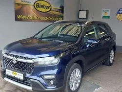 Sphere blue pearl metallic Gebraucht 2025 Suzuki SX4 S-Cross Comfort SUV | 28.700 €