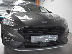 Grau Gebraucht 2019 Ford Focus Active Kombi | 11.680 € (Fairer Preis)