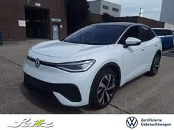 Gletscherweiß metallic Gebraucht 2025 VW ID.5 Pro SUV | 43.798 € (Guter Preis)