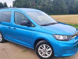Blau Gebraucht 2022 VW Caddy Life Van / Kleinbus | 26.900 € (Superpreis)