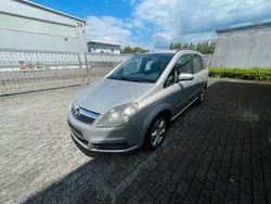 Beige Gebraucht 2006 Opel Zafira Van / Kleinbus | 1.800 € (Fairer Preis)