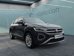 Schwarz Gebraucht 2024 VW T-Roc Style SUV | 30.710 € (Fairer Preis)