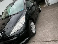 Schwarz Gebraucht 2009 Peugeot 207 Kleinwagen | 3.000 € (Fairer Preis)