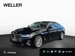 Black sapphire (schwarz) Gebraucht 2021 BMW 520 Comfort Edition Limousine | 31.990 € (Superpreis)