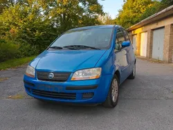 Blau Gebraucht 2004 Fiat Idea Van / Kleinbus | 1.390 € (Etwas zu teuer)