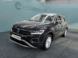 Schwarz Gebraucht 2024 VW T-Roc Life SUV | 27.930 € (Guter Preis)