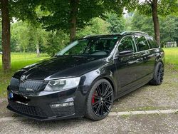 Schwarz Gebraucht 2013 Skoda Octavia RS Kombi | 9.600 € (Etwas zu teuer)