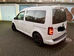 Weiß Gebraucht 2020 VW Caddy Comfortline Van / Kleinbus | 27.500 € (Fairer Preis)