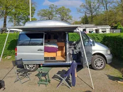 Silber Gebraucht 1998 Mercedes Vito Van / Kleinbus | 22.700 €