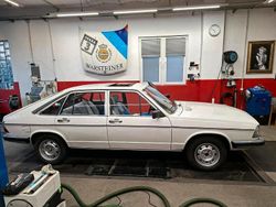 Weiß Gebraucht 1981 Audi 100 Kombi | 9.500 €