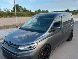 Grau Gebraucht 2021 VW Caddy Edition Van / Kleinbus | 22.000 € (Guter Preis)