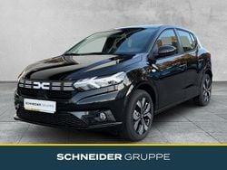 Schwarz Neu 2025 Dacia Sandero Journey Limousine | 18.520 €