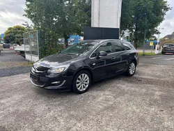 Schwarz Gebraucht 2013 Opel Astra Innovation Kombi | 4.999 € (Fairer Preis)