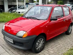 Rot Gebraucht 1999 Fiat Seicento Kleinwagen | 950 €