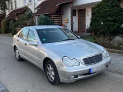 Silber Gebraucht 2003 Mercedes C180 Limousine | 4.400 € (Fairer Preis)