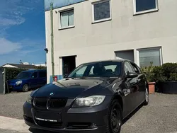 Grau Gebraucht 2007 BMW 318 Limousine | 2.999 € (Guter Preis)