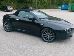 Schwarz Gebraucht 2016 Alfa Romeo Spider Cabrio | 12.500 €